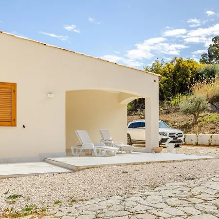 Four By Sicily Travelling