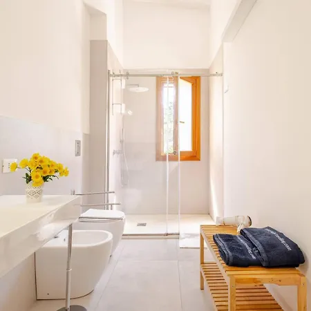 Four By Sicily Travelling * 스코펠로