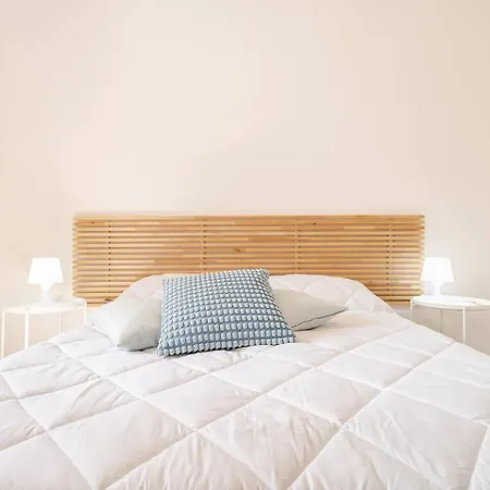 Four By Sicily Travelling