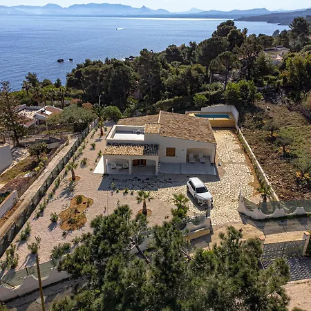 Four By Sicily Travelling *